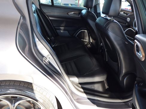 Used 2017 Alfa Romeo Giulia Ti w/ TI 19" Sport Package image 32