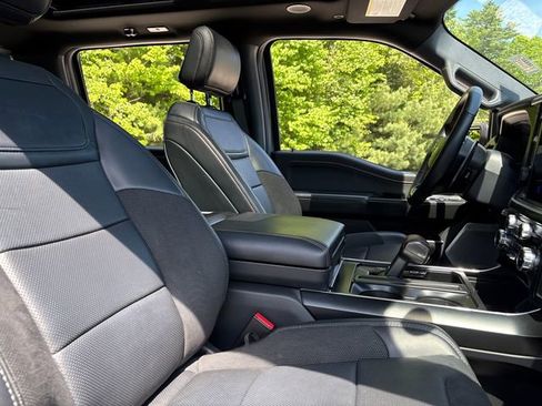 Used 2025 Ford F150 Raptor AWD/4WD image 19