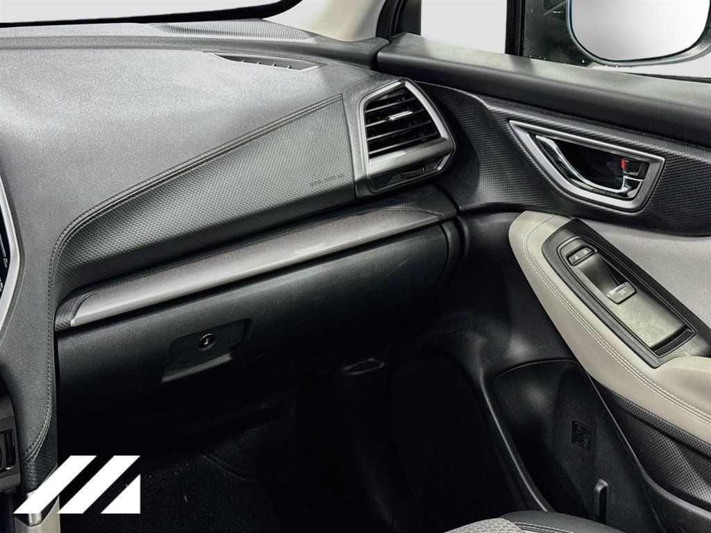 Used 2020 Subaru Forester Premium AWD/4WD image 25