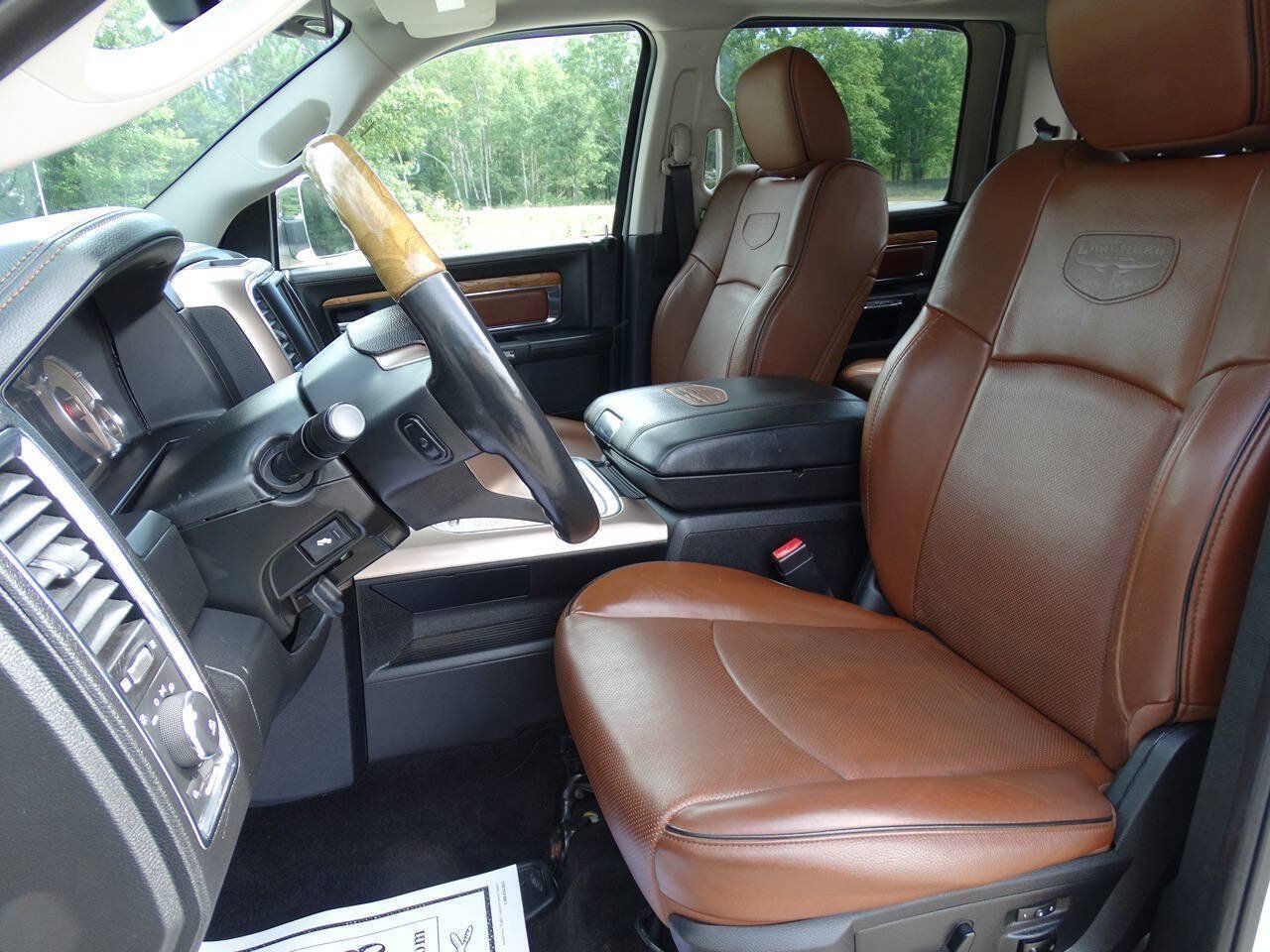 Used 2017 RAM 1500 4x4 Crew Cab Laramie Longhorn image 2