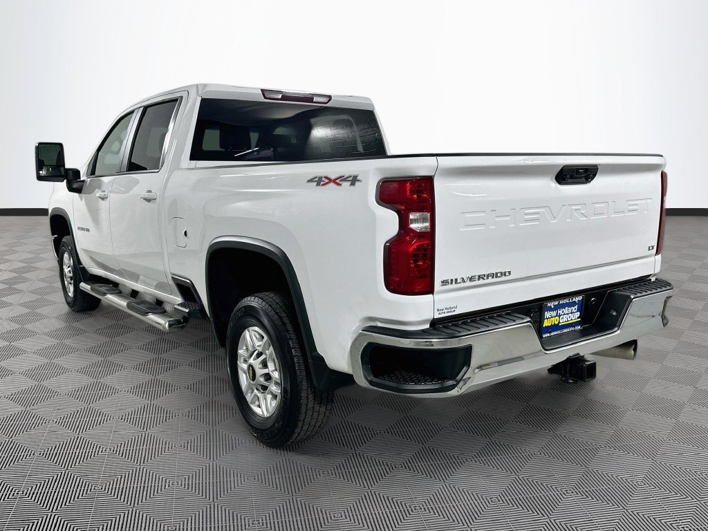 Used 2021 Chevrolet Silverado 2500 LT w/ Convenience Package AWD/4WD image 5