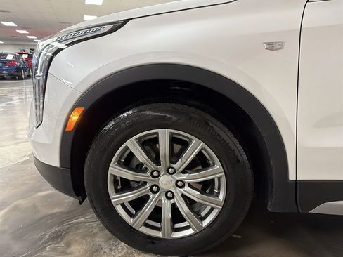 Used 2021 Cadillac XT4 Premium Luxury FWD image 6