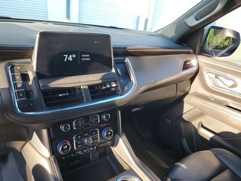 Used 2024 Chevrolet Tahoe LT w/ Luxury Package RWD image 25