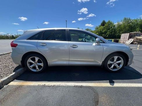 Used 2015 Toyota Venza Limited AWD/4WD image 6