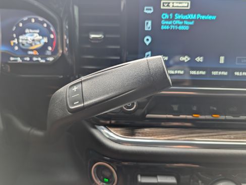 Used 2025 Chevrolet Silverado 2500 LT w/ Trail Boss Package AWD/4WD image 31