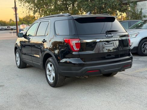 Used 2018 Ford Explorer XLT FWD image 7