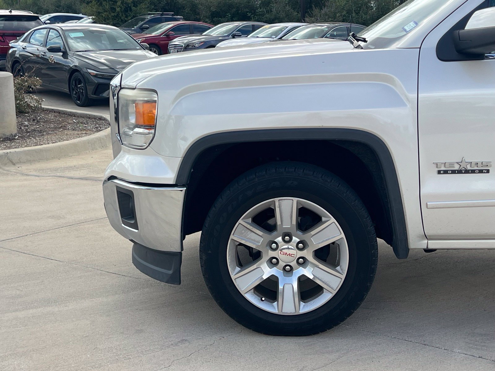 Used 2015 GMC Sierra 1500 SLE w/ Texas SLE Value Package RWD image 9