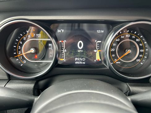 Used 2022 Jeep Wrangler Unlimited Sport image 11