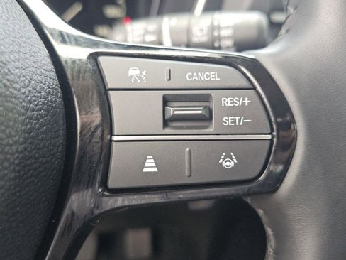 Certified 2025 Honda Pilot Touring image 17