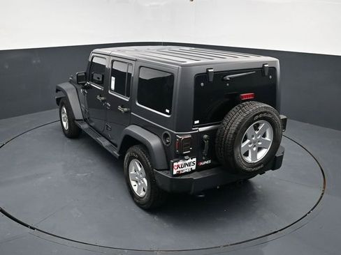 Used 2017 Jeep Wrangler Unlimited Sport w/ Quick Order Package 24S AWD/4WD image 42