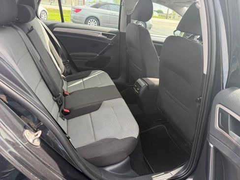 Used 2016 Volkswagen e-Golf SE FWD image 5