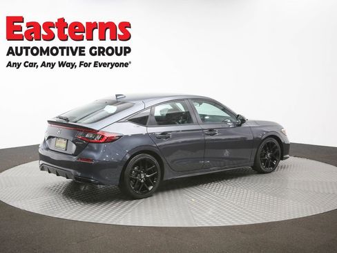 Used 2025 Honda Civic Sport image 40