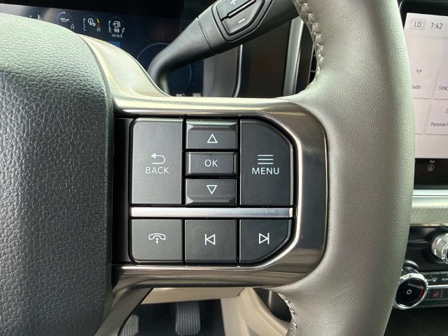 New 2027 Ford F350 Platinum w/ Platinum Plus Package AWD/4WD image 32