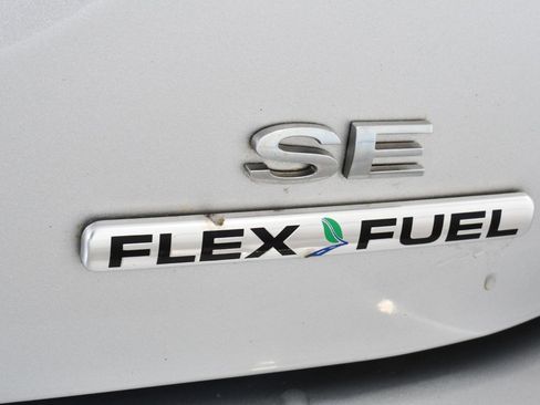 Used 2014 Ford Focus SE w/ Equipment Group 201A image 23