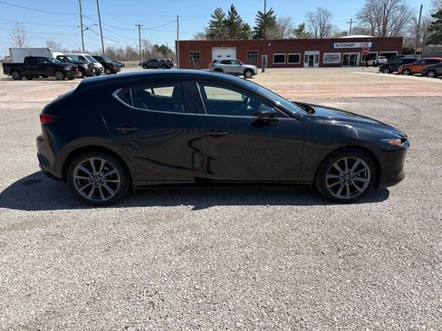 Used 2023 MAZDA MAZDA3 s FWD image 2