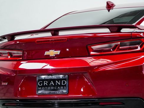 Used 2017 Chevrolet Camaro SS image 13