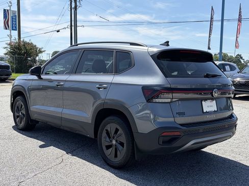 Certified 2025 Volkswagen Taos S FWD image 3