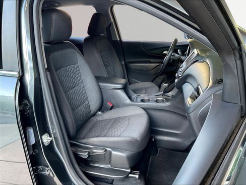 Used 2021 Chevrolet Equinox LT FWD image 28