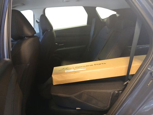 New 2026 Hyundai Tucson SE image 13