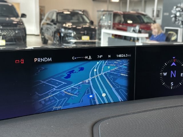 Certified 2025 Lincoln Navigator Reserve AWD/4WD image 19