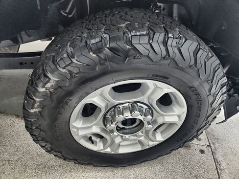Certified 2025 Ford F250 XLT AWD/4WD image 32