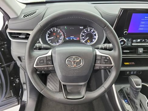 Used 2026 Toyota Highlander XLE AWD/4WD image 24