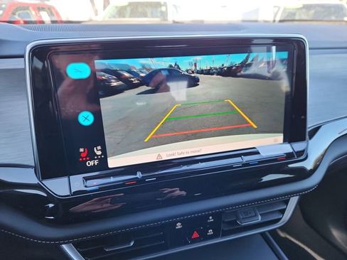 New 2026 Volkswagen Atlas Cross Sport SE image 15