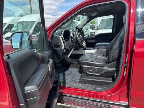 Used 2018 Ford F150 Lariat image 7