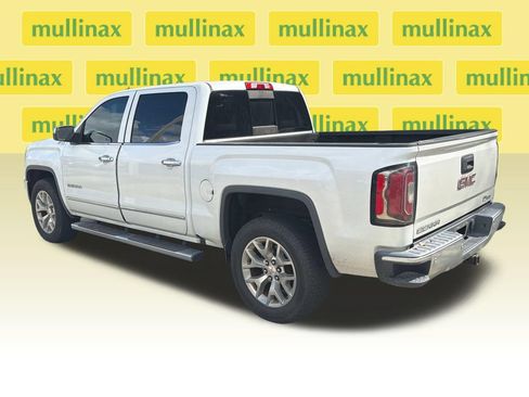 Used 2018 GMC Sierra 1500 SLT w/ SLT Premium Package AWD/4WD image 9