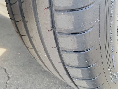 Certified 2021 Ford Explorer ST w/ Equipment Group 401A image 28