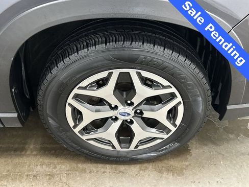 Used 2019 Subaru Forester Premium image 4
