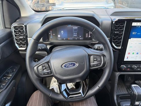 Used 2024 Ford Ranger XLT image 8