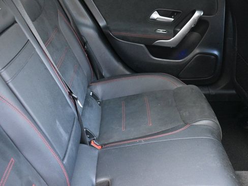 Used 2022 Mercedes-Benz CLA 250 image 30