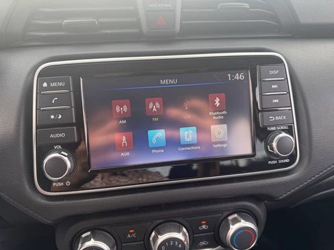 Used 2024 Nissan Versa S w/ Trunk Package image 17