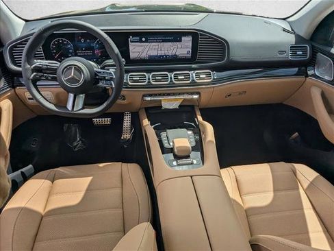 New 2026 Mercedes-Benz GLS 450 4MATIC image 14