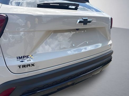 New 2026 Chevrolet Trax RS FWD image 27