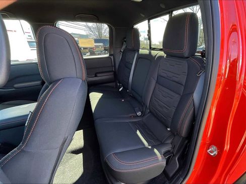 New 2025 Nissan Frontier PRO-4X w/ Pro Convenience Package image 15