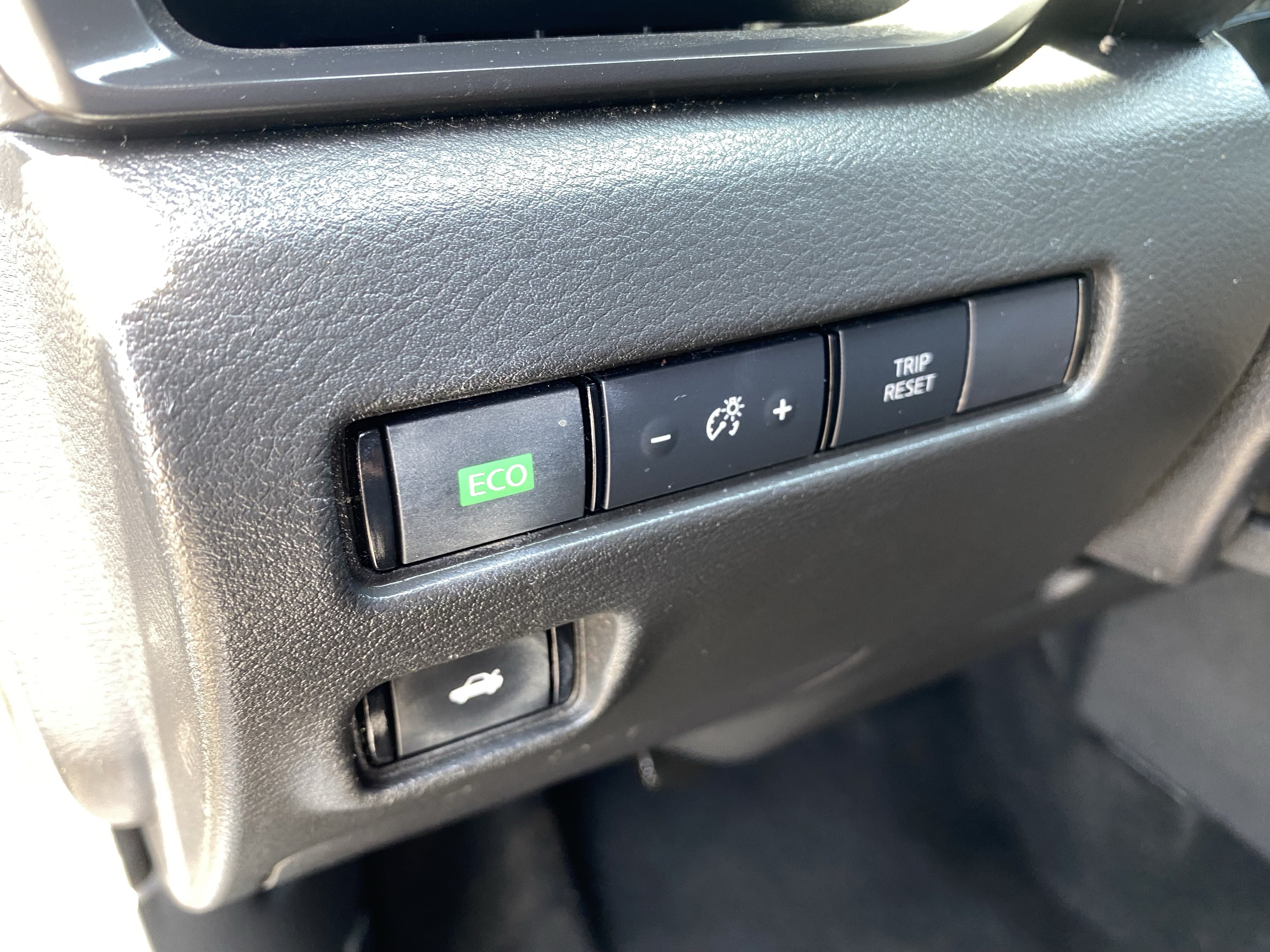 Used 2021 Nissan Sentra S FWD image 19