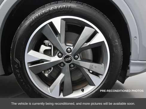 Used 2024 Audi Q4 e-tron Prestige w/ Black Optic Package image 12