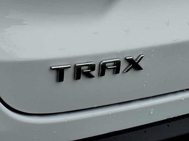 Used 2025 Chevrolet Trax LT w/ Driver Confidence Package FWD image 30