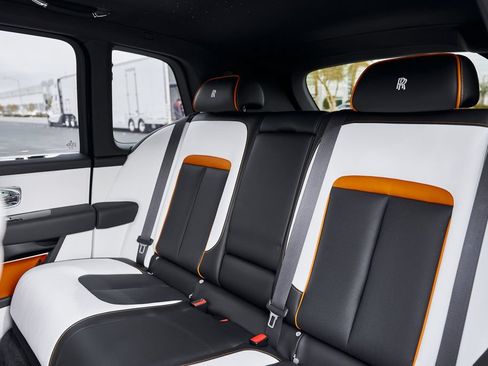 Used 2026 Rolls-Royce Cullinan AWD/4WD image 51