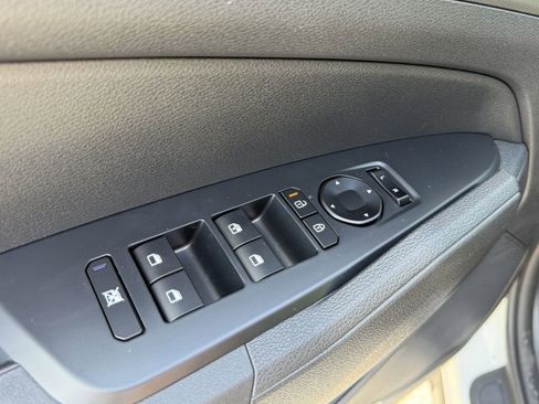 New 2026 Kia Sportage S image 19