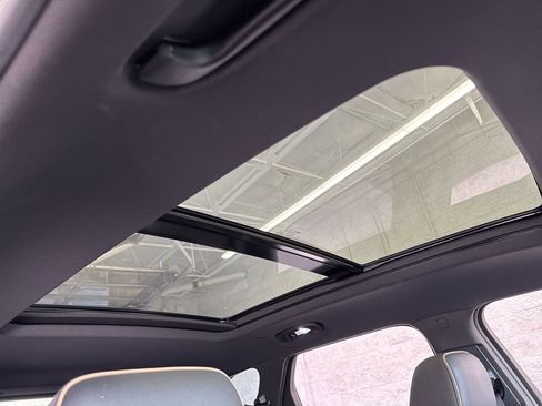 Used 2019 Chevrolet Blazer Premier w/ Sun and Wheels Package image 51