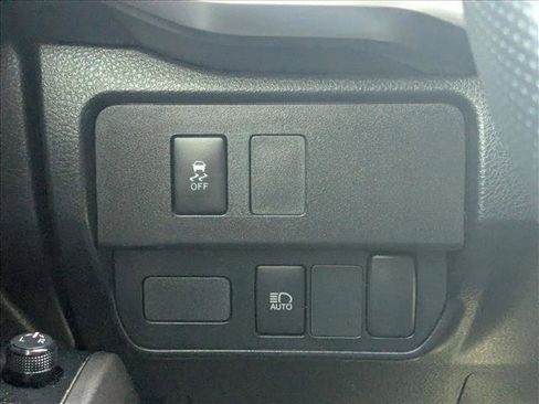 Used 2022 Toyota Tacoma SR5 RWD image 17