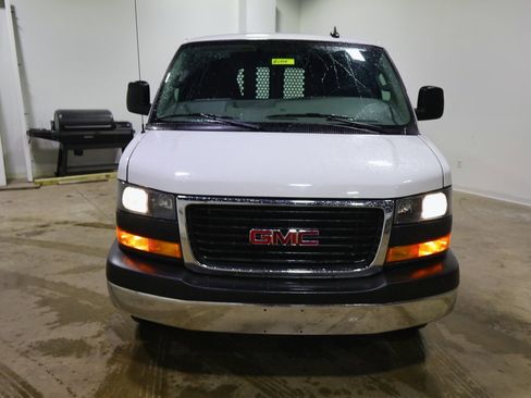 Certified 2024 GMC Savana 2500 w/ Driver Convenience Package image 18