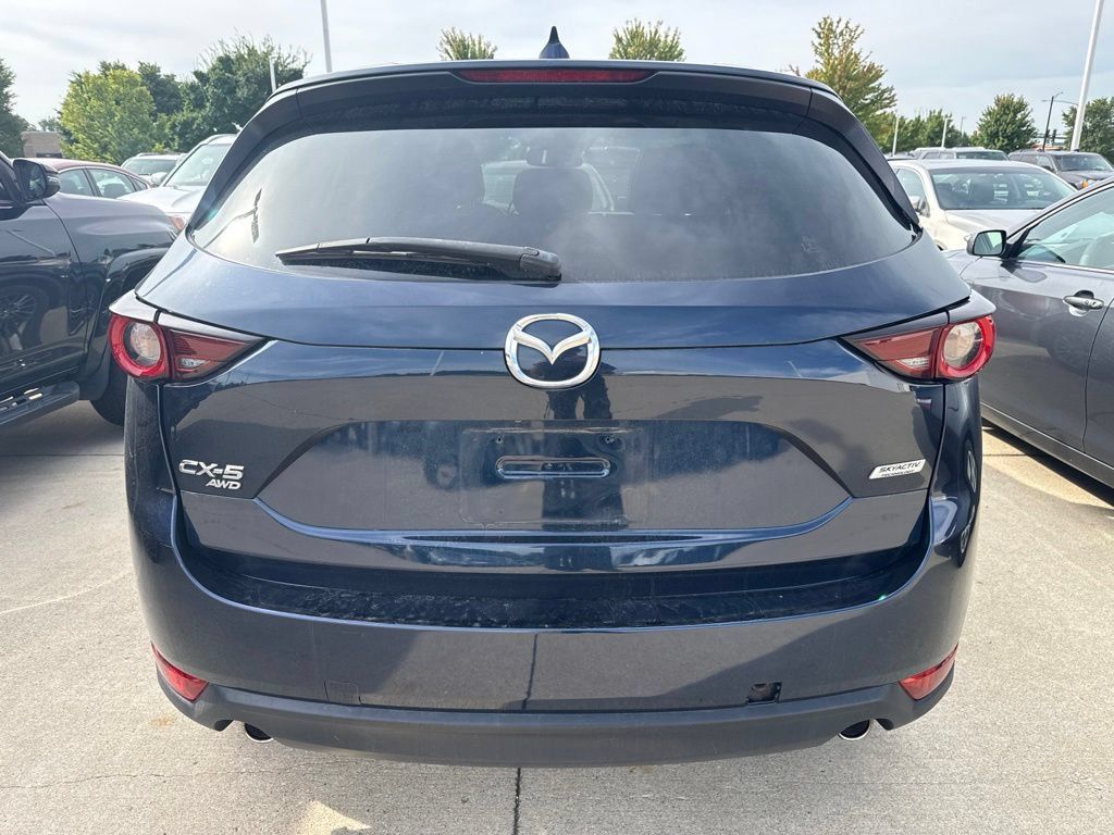 Used 2017 MAZDA CX-5 Touring w/ Preferred Equipment Package AWD/4WD image 5