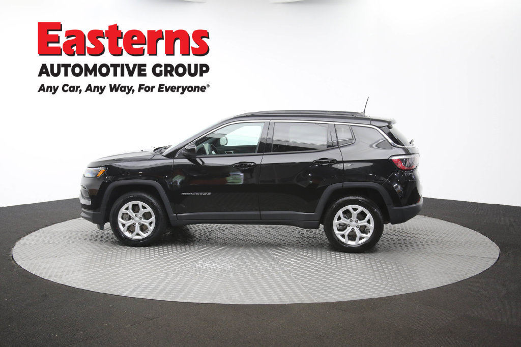 Used 2024 Jeep Compass Latitude AWD/4WD image 61
