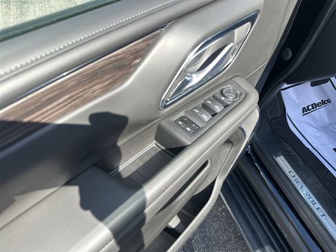 Used 2023 Chevrolet Tahoe LT image 22
