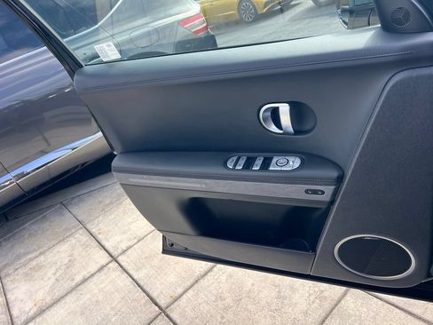 Certified 2024 Hyundai Ioniq 5 Limited AWD/4WD image 19