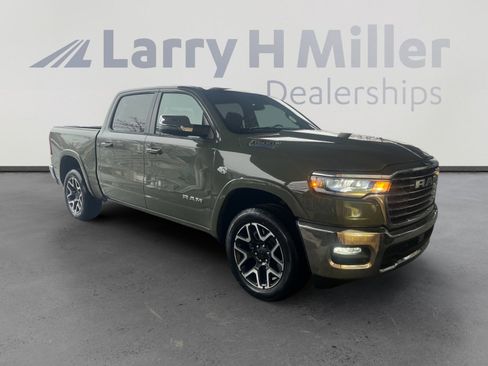 New 2026 RAM 1500 Laramie AWD/4WD image 7